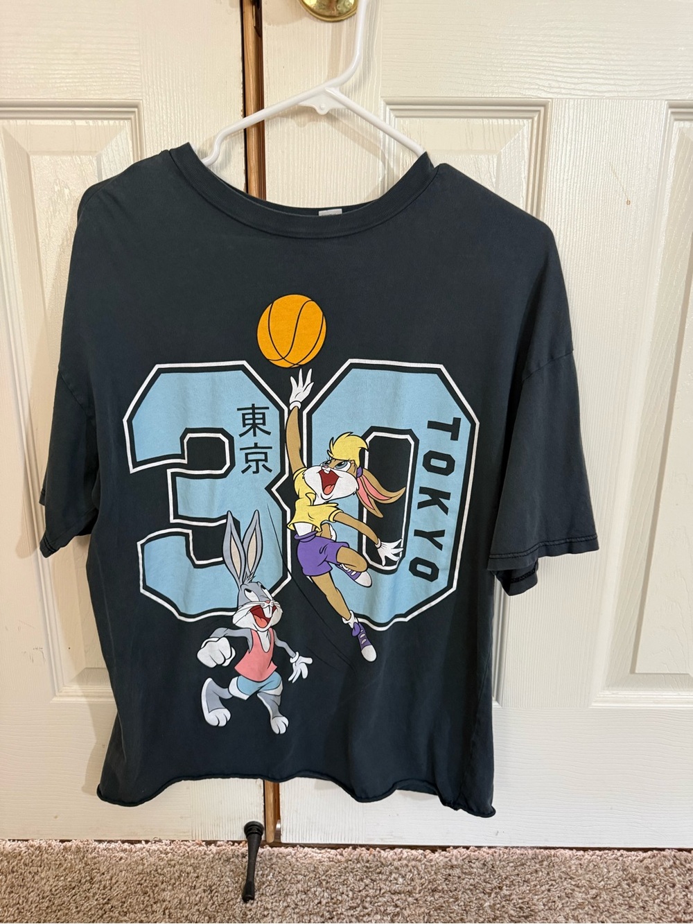 H&M Looney Tunes Tokyo Bugs Bunny Lola Bunny Graphic Tee XS